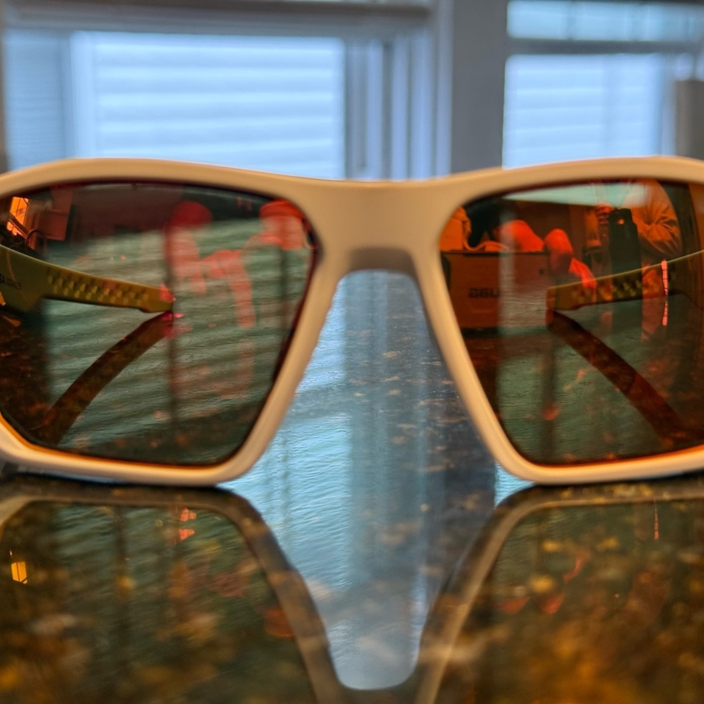 Oakley TargetLine:  Matte White Ruby Prism Lenes